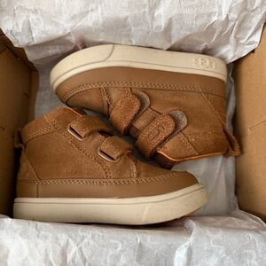 UGG Boys Toddler Rennon ll Weather Shoes